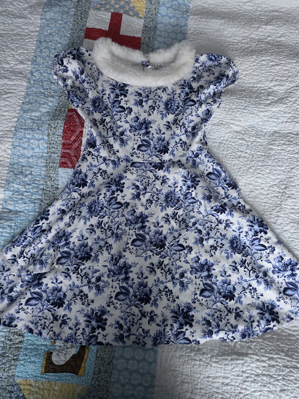 Janie and Jack White Dress with Blue Floral Print and Faux Fur Collar